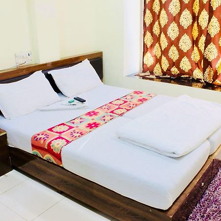 Akshara Residency Hotel Mumbai Exterior photo