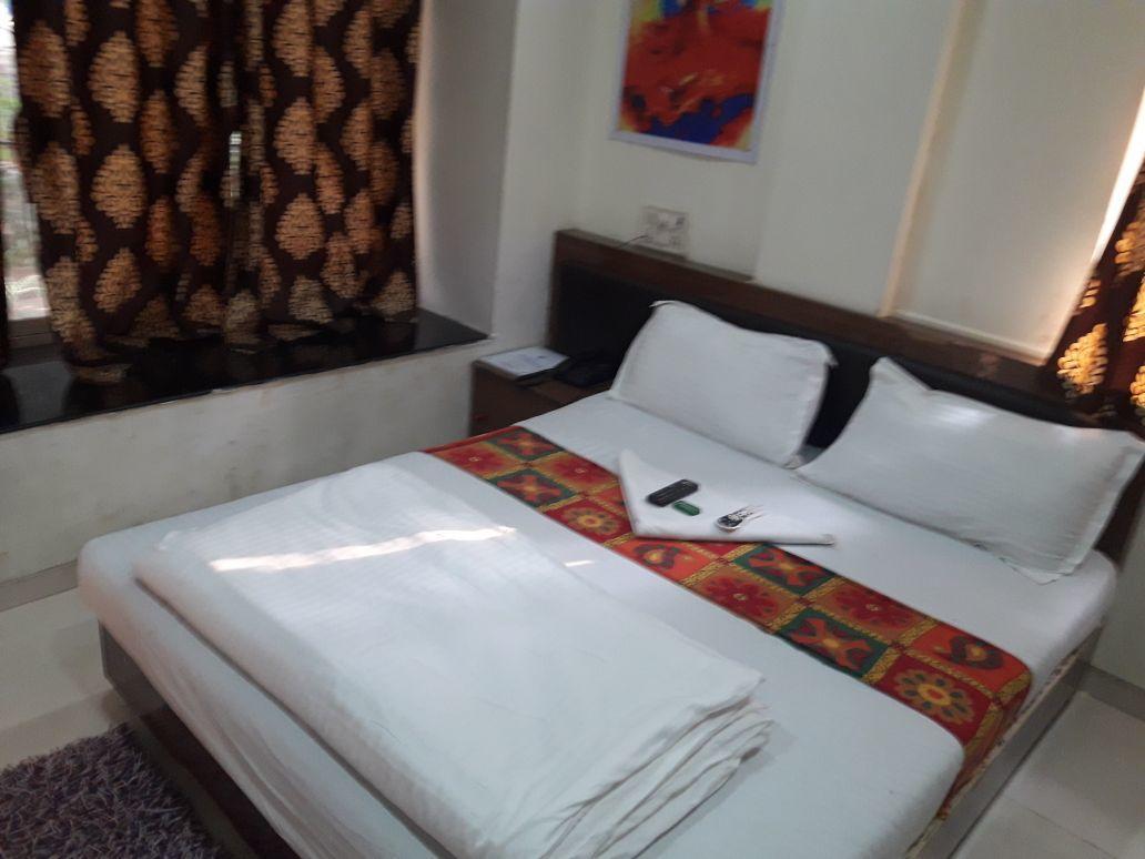 Akshara Residency Hotel Mumbai Exterior photo